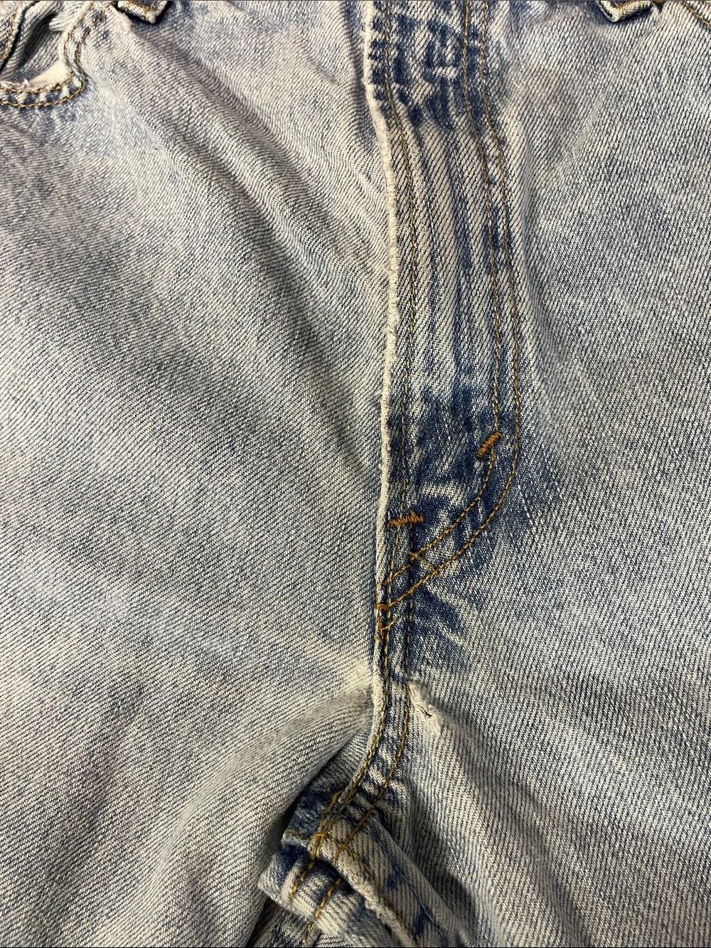 Levi's Light Blue Relaxed Fit Men's Jeans Size 36X36 | GUC